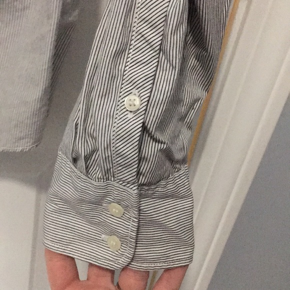 Button up - Picture 4 of 6